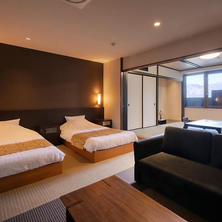 Hotel Yumeshizuku - Renovation From May 12 Until End Of July - Minamiaso Exterior photo